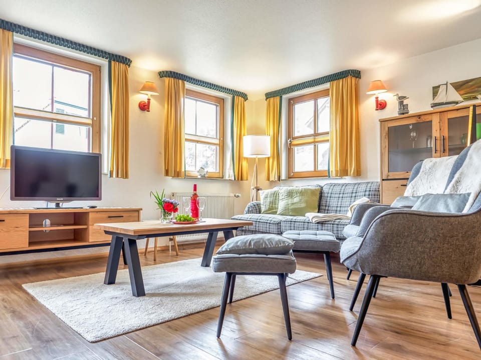 Seenest Whg 1 Apartment in Zingst