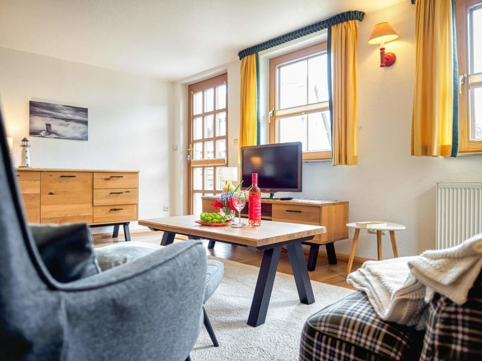 Seenest Whg 1 Apartment in Zingst