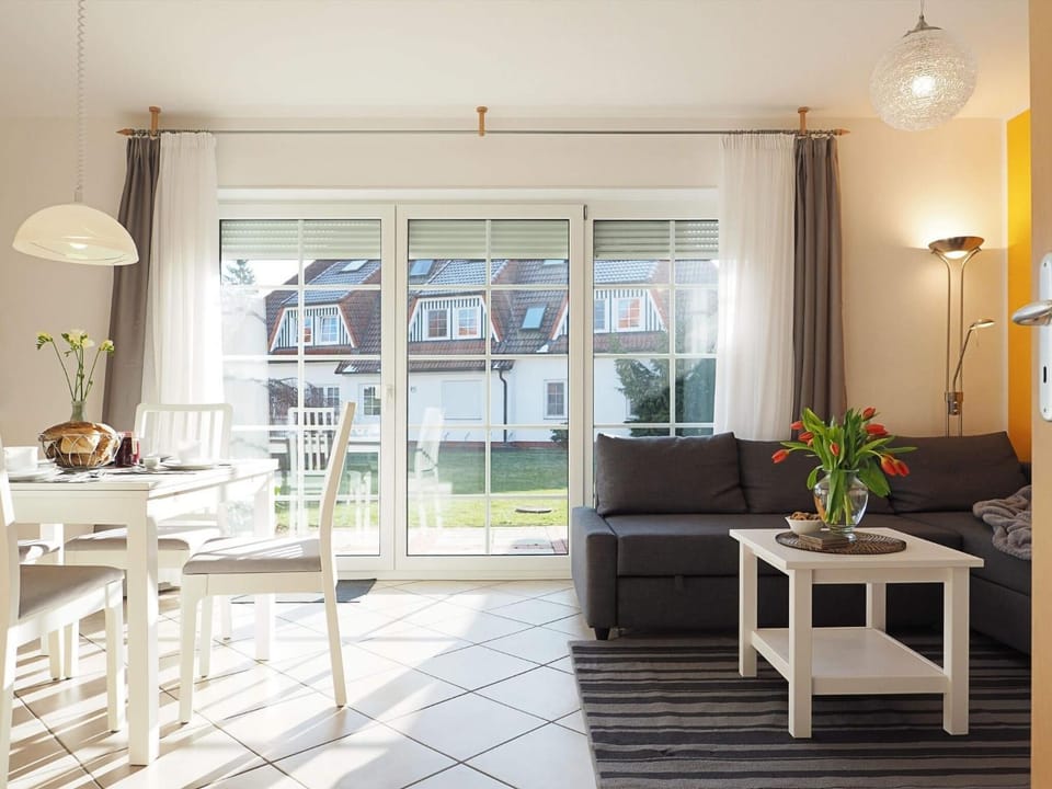 Alte Reihe 10 - Silbermöwe 1 Apartment in Zingst