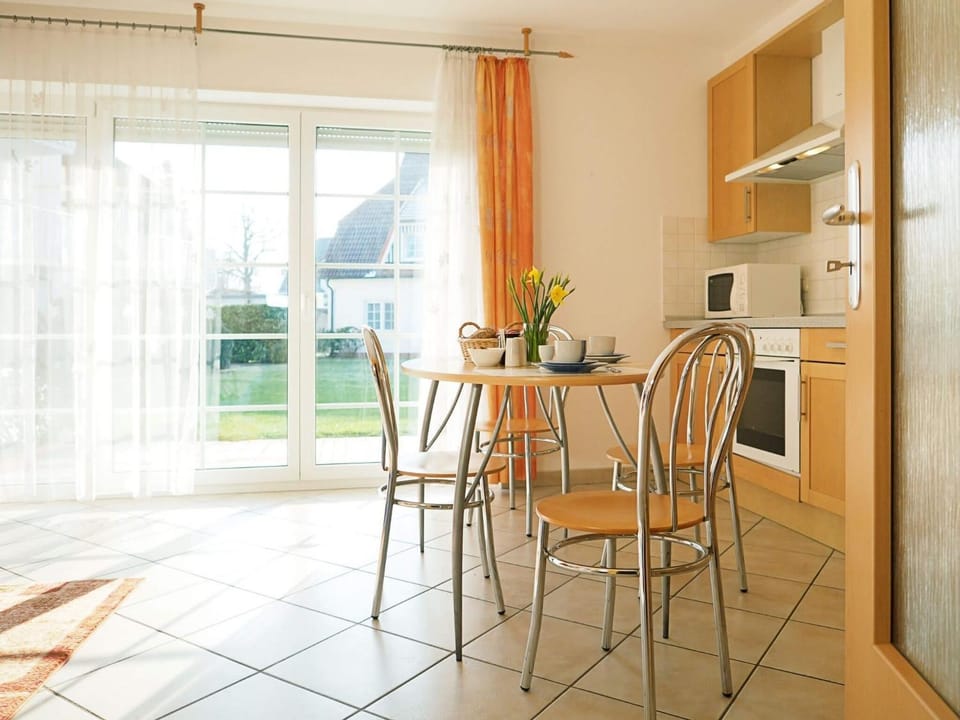 Alte Reihe 10 - Silbermöwe 3 Apartment in Zingst