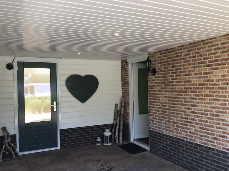 Facade/entrance, Other