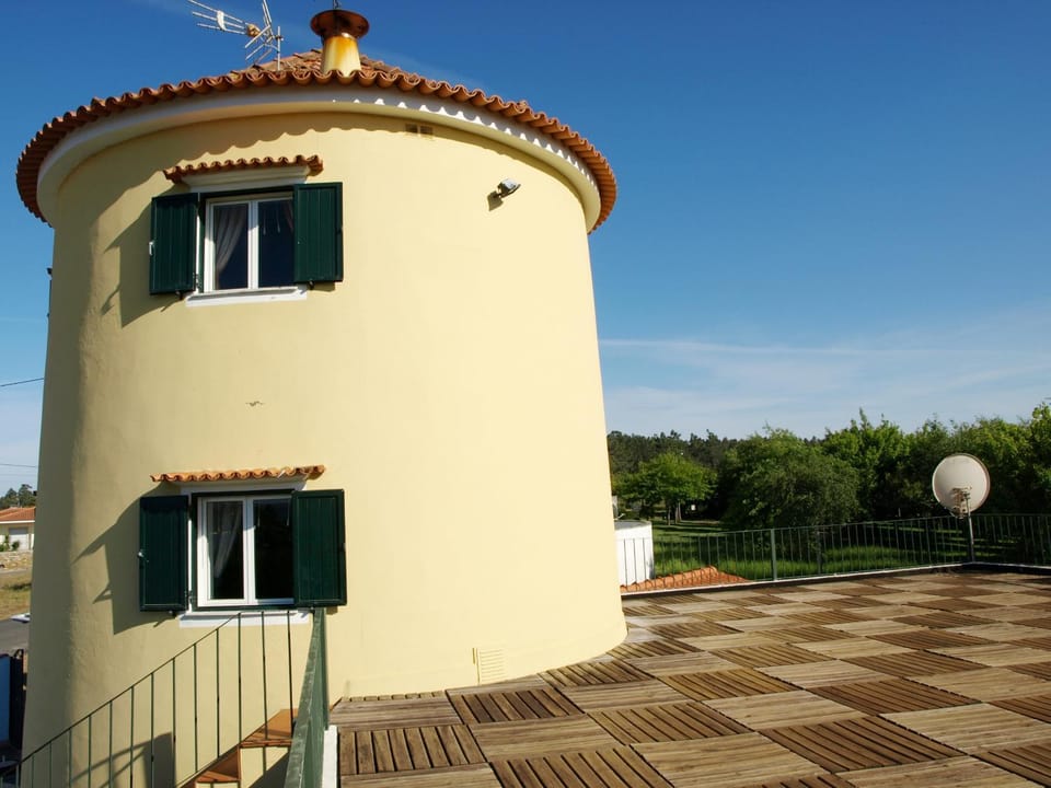 Property building, Facade/entrance, Off site