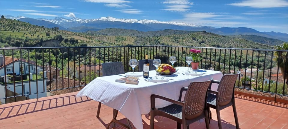 Balcony/Terrace, Mountain view