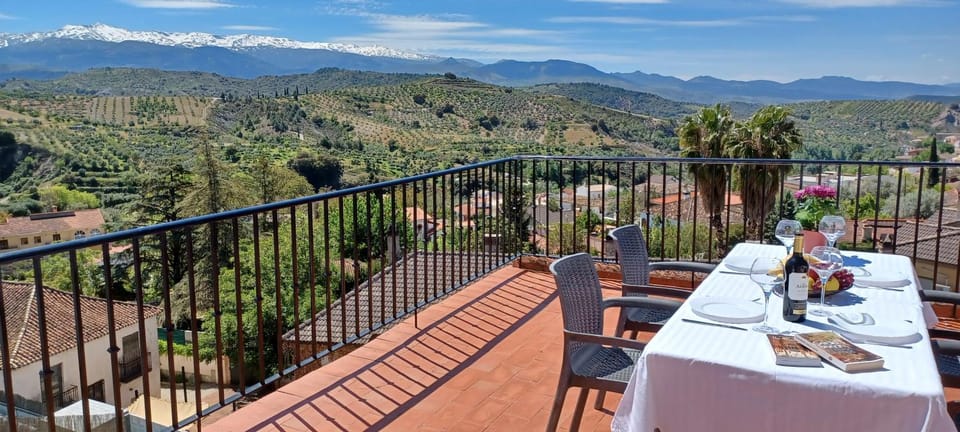 Balcony/Terrace, Mountain view