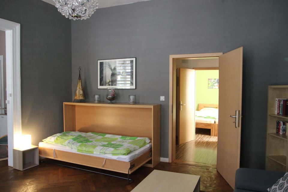 Bed, Photo of the whole room