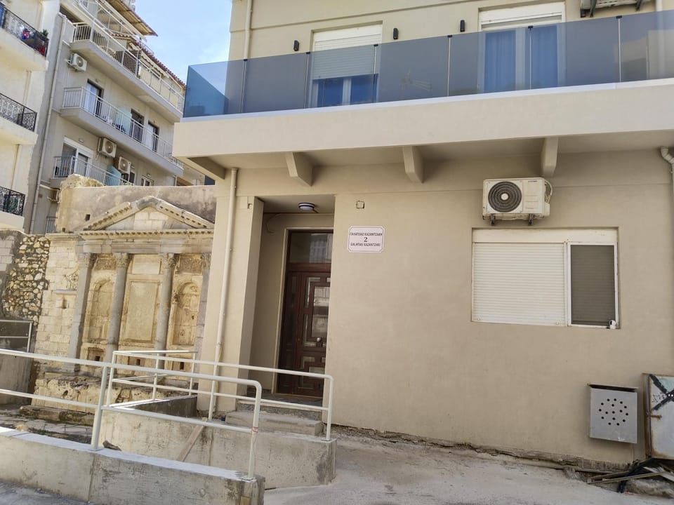 Despina's Luxury apt downtown Apartment in Heraklion