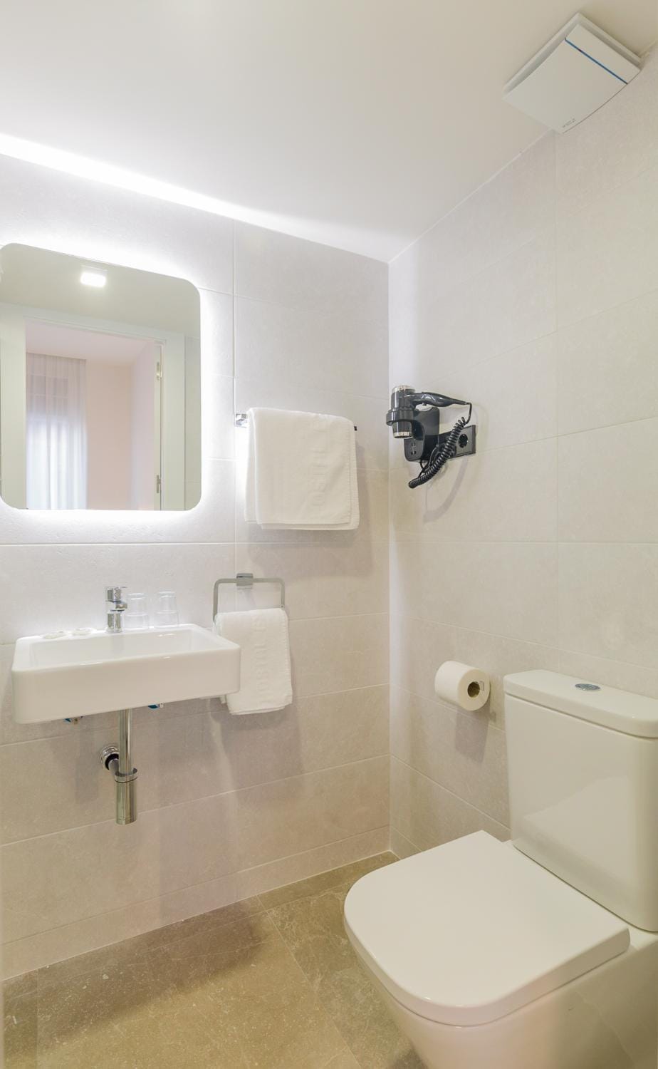 Hostal Excelsior Bed and Breakfast in Centro