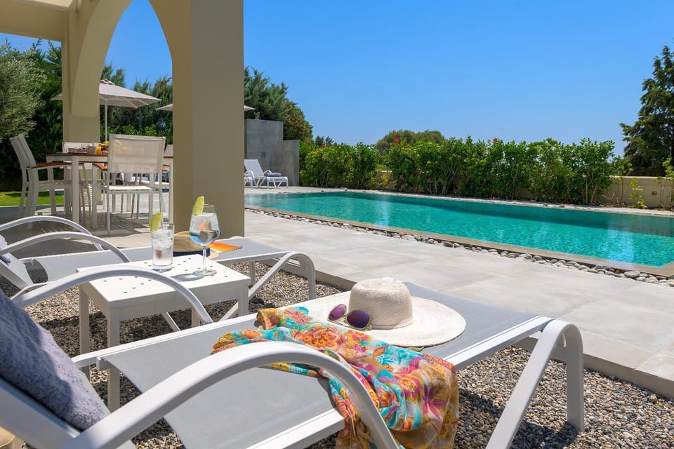 Garden, Balcony/Terrace, Swimming pool