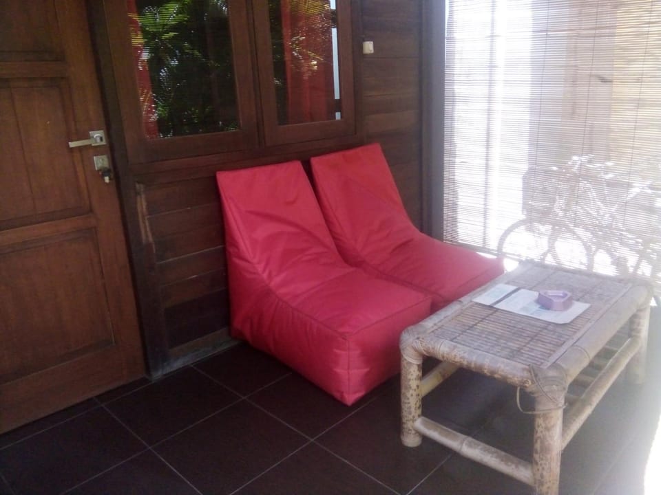 Alexyane Paradise Bungalow Campground/ 
RV Resort in Pemenang