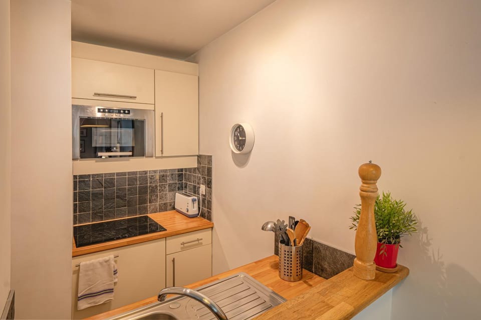 Kitchen or kitchenette, stove