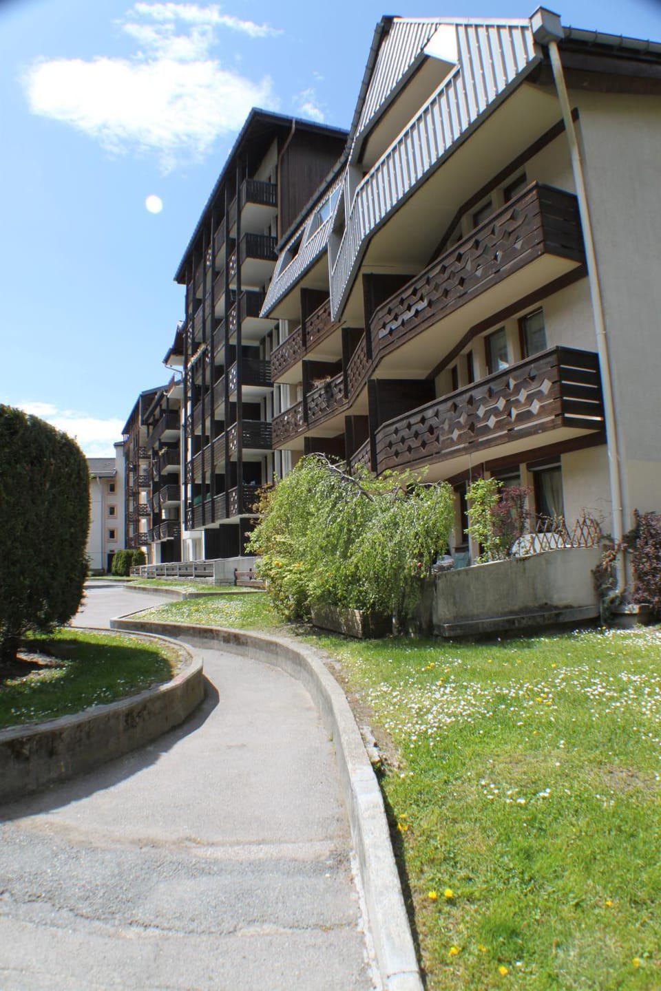 Property building, Facade/entrance