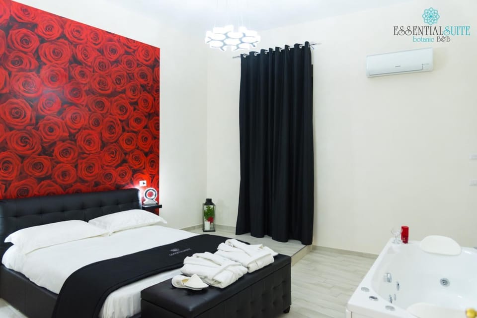 Bed, Photo of the whole room, Bedroom, towels, air conditioner