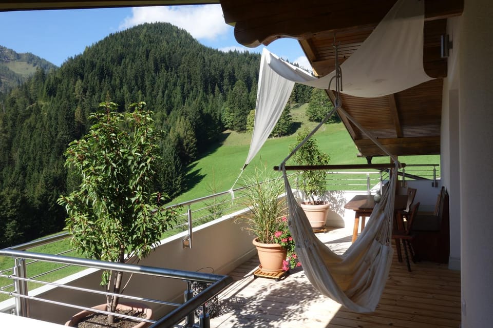 Natural landscape, View (from property/room), Balcony/Terrace, Mountain view