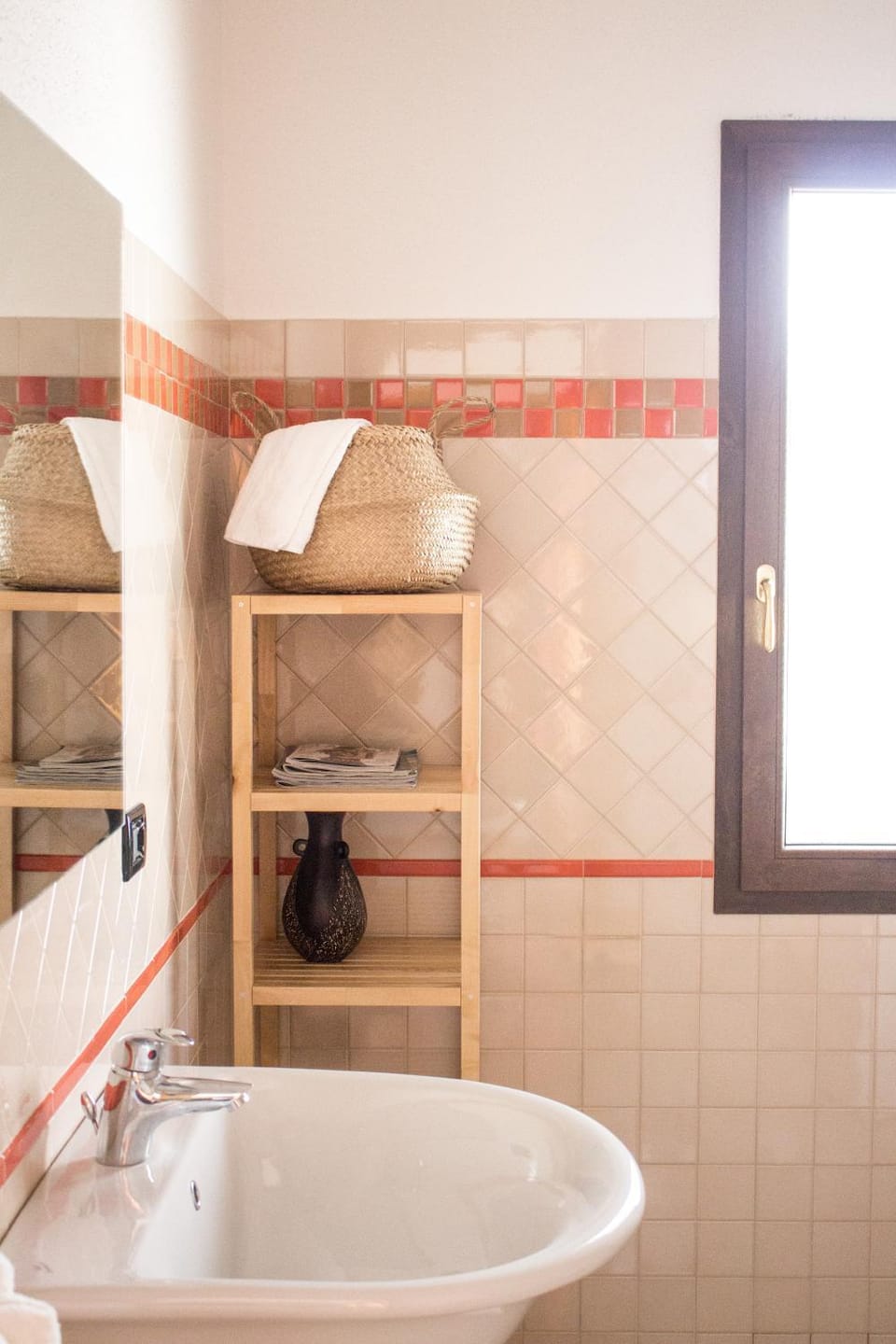 Bathroom, towels
