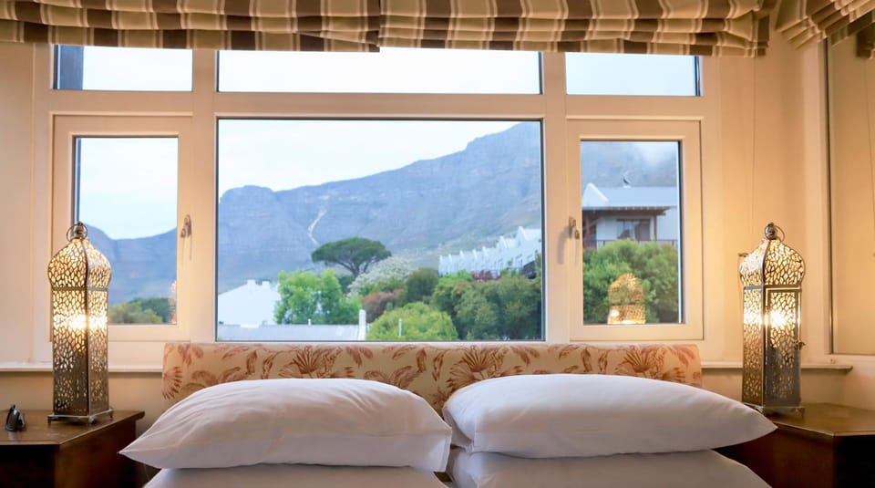 Bed, Mountain view