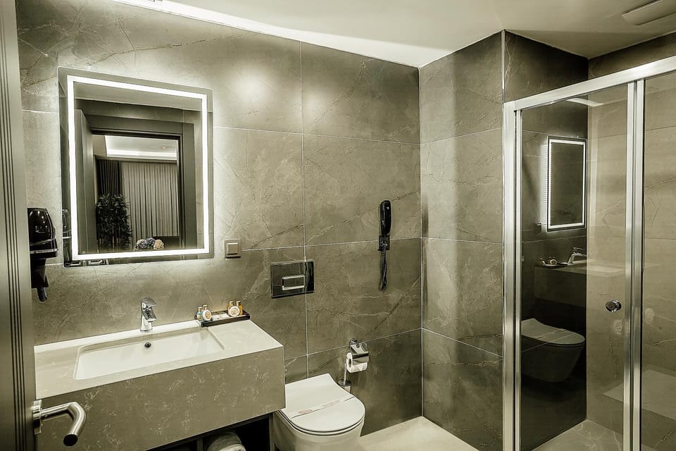 Shower, Bathroom