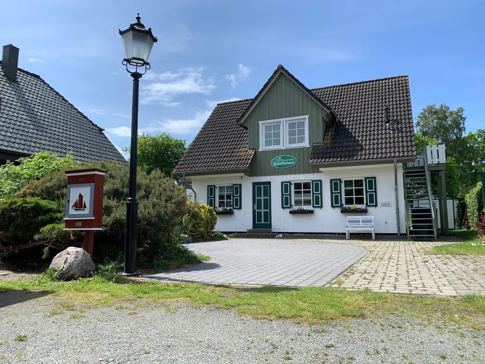 Ferienhaus Schiffchen "Unter Deck" Apartment in Prerow