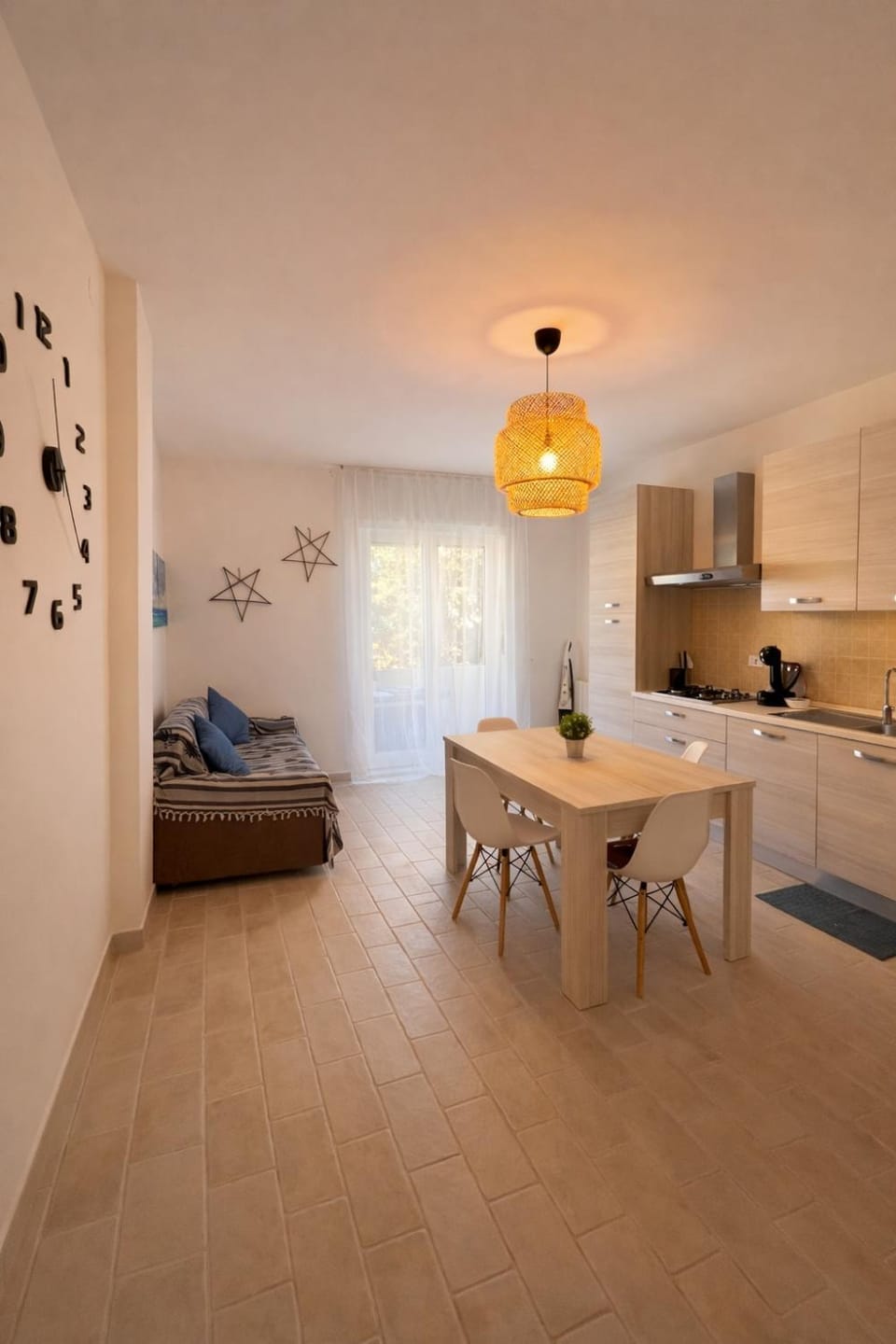 Kitchen or kitchenette, Living room