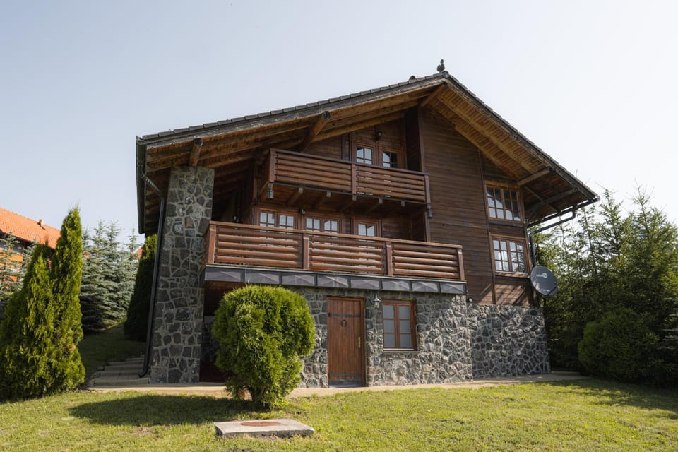 Property building, Garden, Garden view