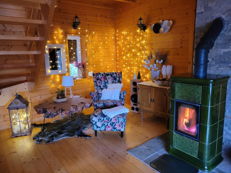 Living room, Seating area, fireplace