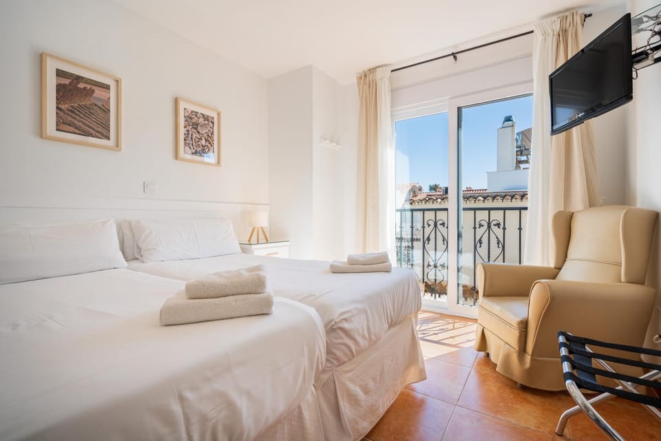 Bed, Balcony/Terrace, Living room