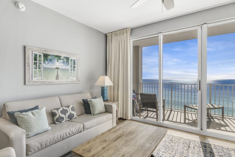 View (from property/room), Living room, Sea view