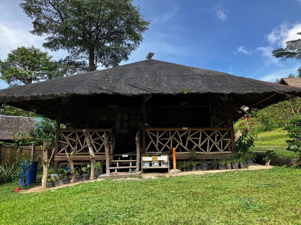 Facade/entrance, Breakfast