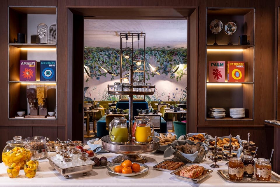 Breakfast, Buffet breakfast