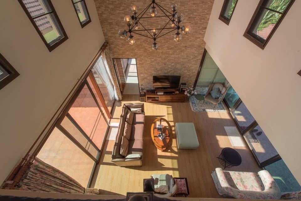 TV and multimedia, Living room, Photo of the whole room, Seating area