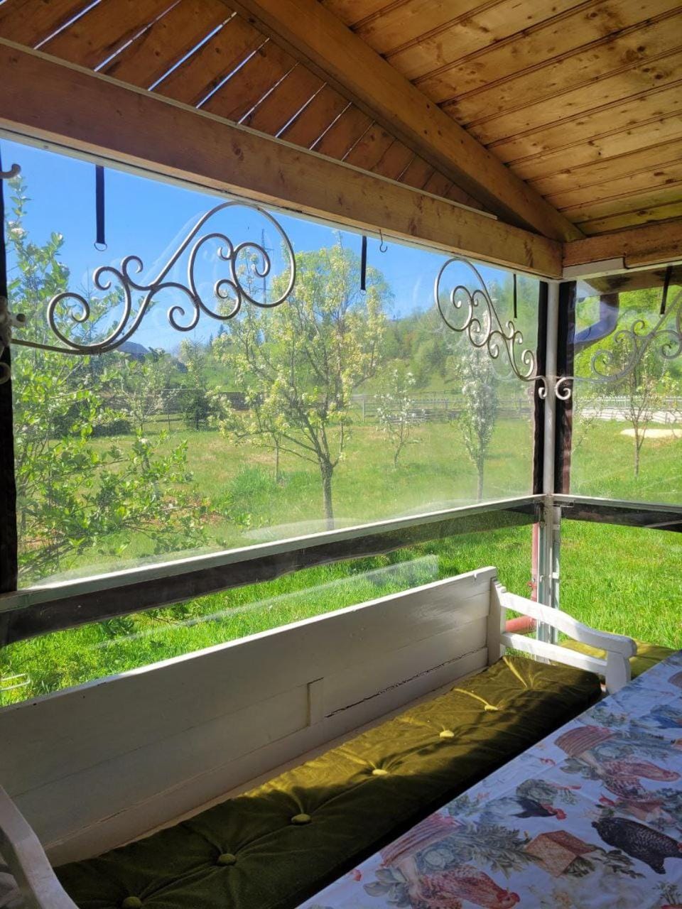 Patio, Location