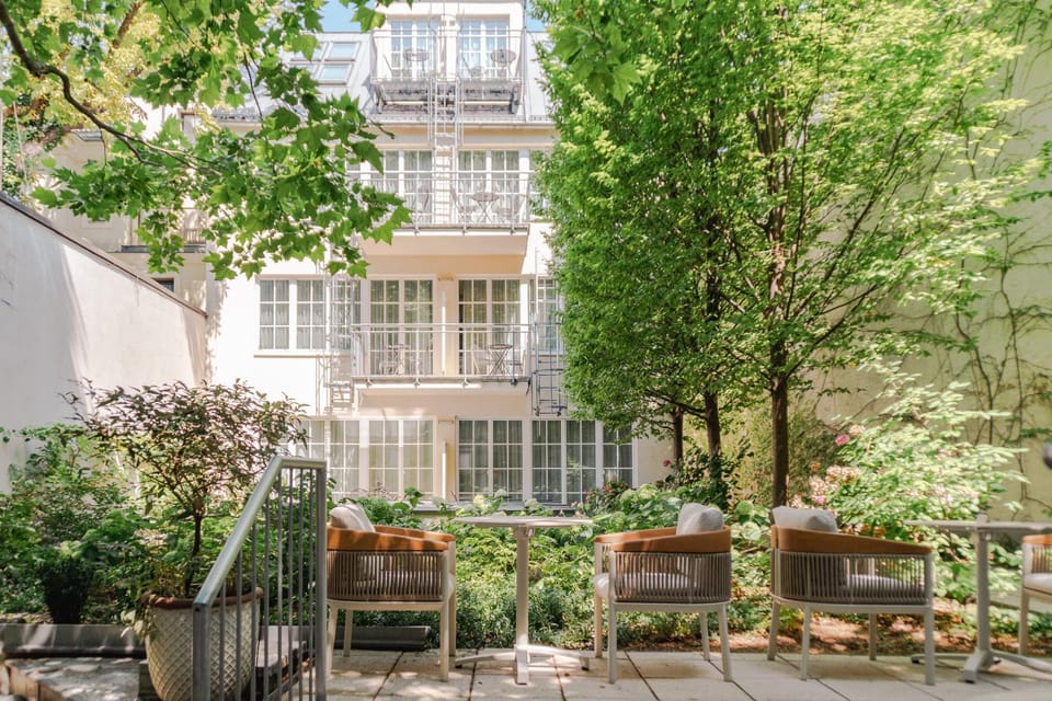 Property building, Garden, Inner courtyard view