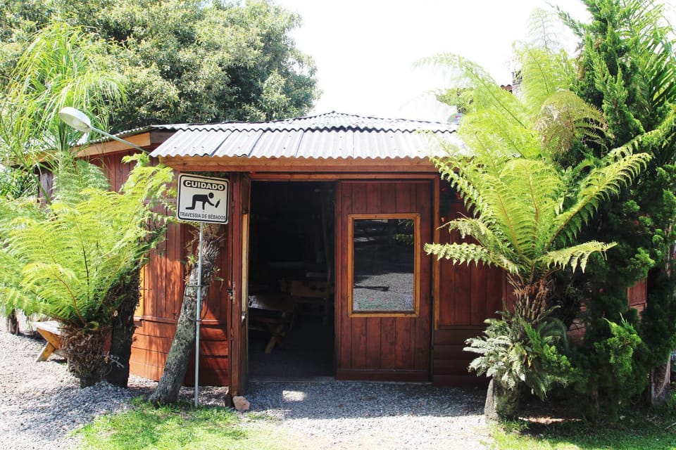 Property building, Garden, Seating area, Communal kitchen, Garden view