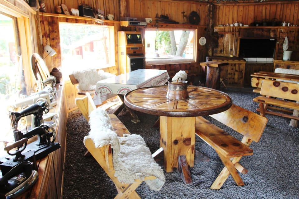 TV and multimedia, Kitchen or kitchenette, Seating area, Dining area