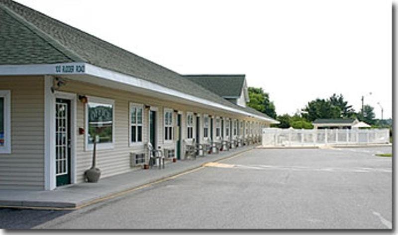 Facade/entrance, Pets