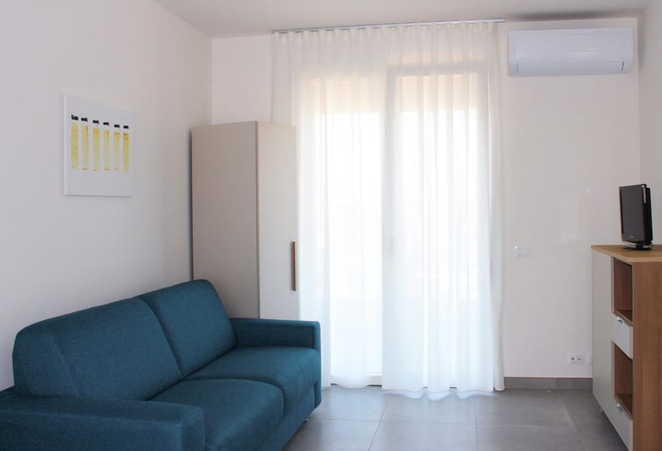 TV and multimedia, View (from property/room), Seating area