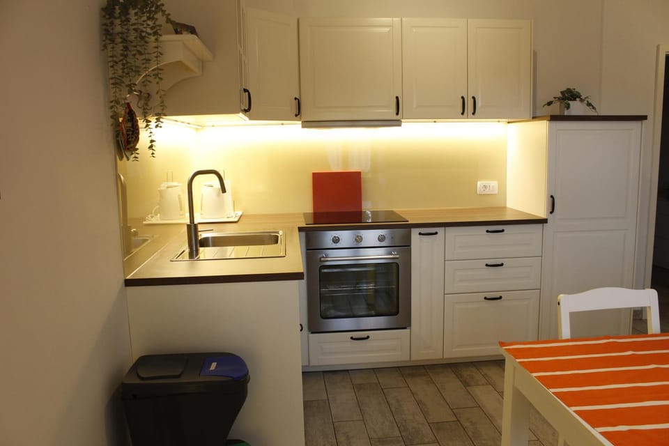 Hišica na morju Apartment in Friuli-Venezia Giulia