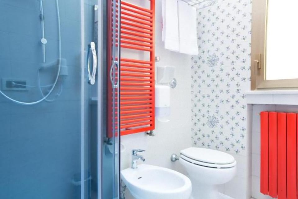 Shower, Toilet, Bathroom, bidet