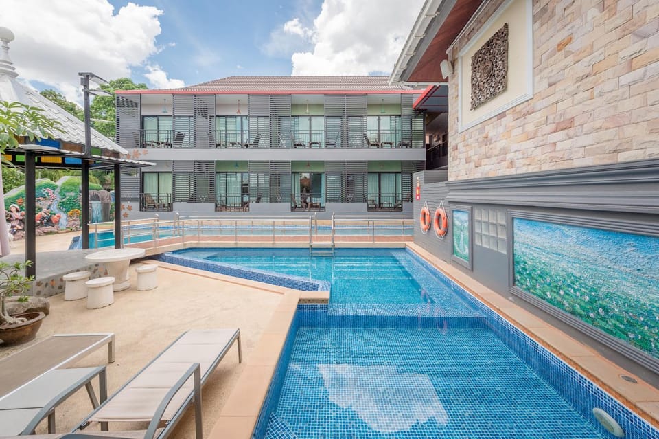 Swimming pool