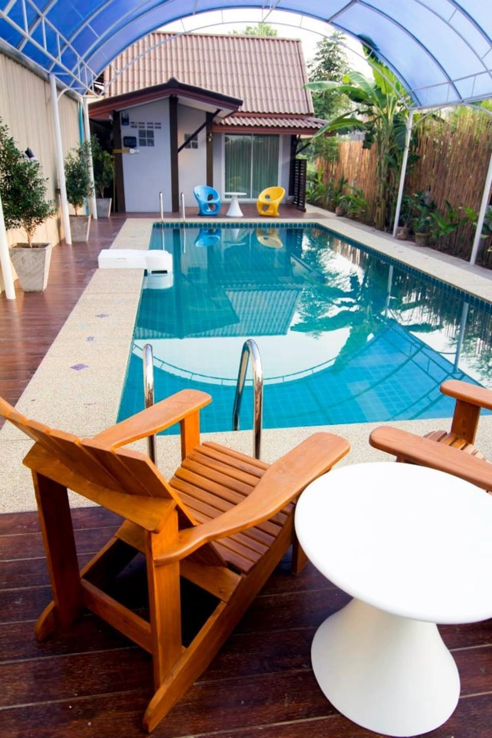 Day, Swimming pool, Swimming pool