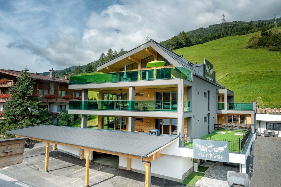 Property building, Day, Summer