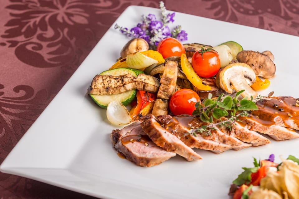 Restaurant/places to eat, Food and drinks, Food