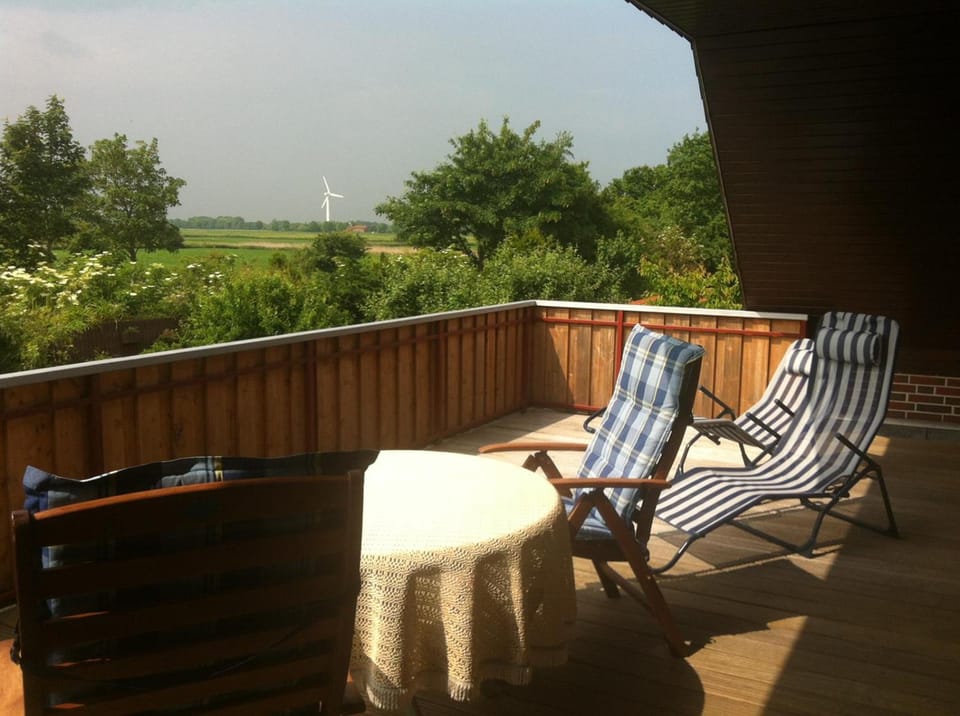 Balcony/Terrace, Garden view