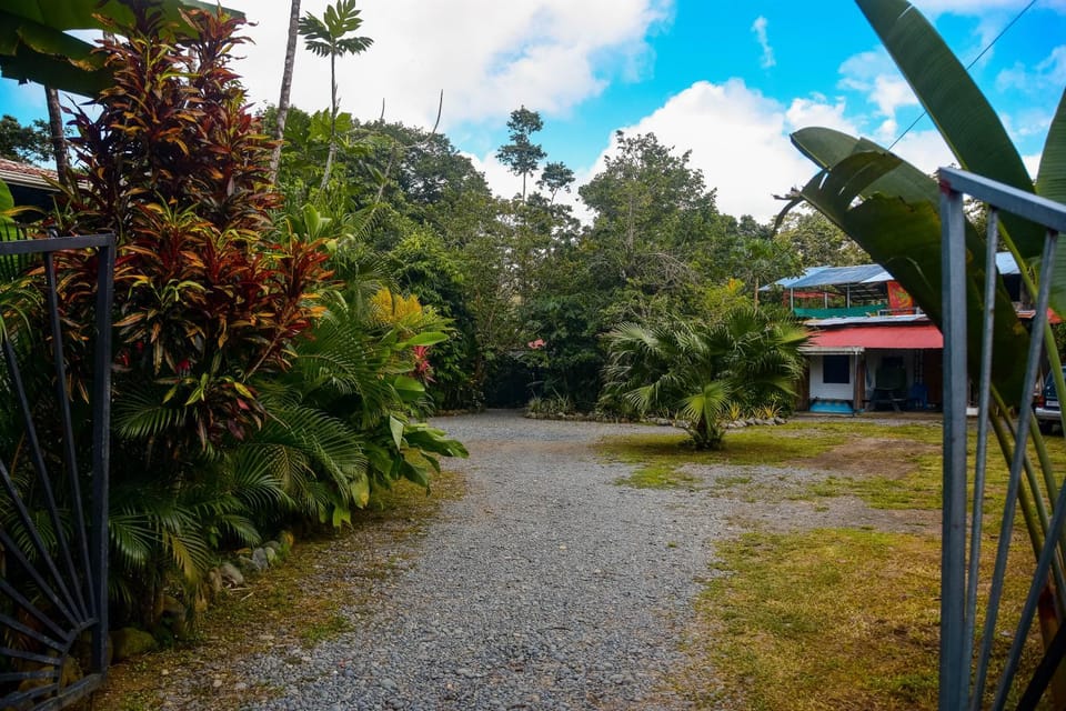 Cabinas carol Cabin in Puntarenas Province