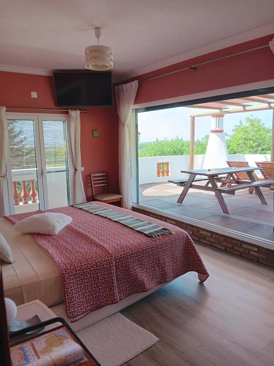 Photo of the whole room