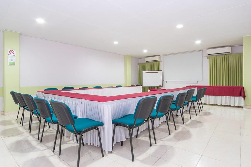 Meeting/conference room