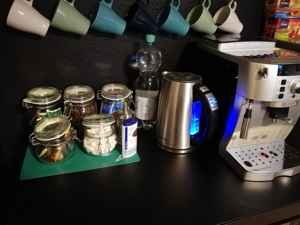 Coffee/tea facilities