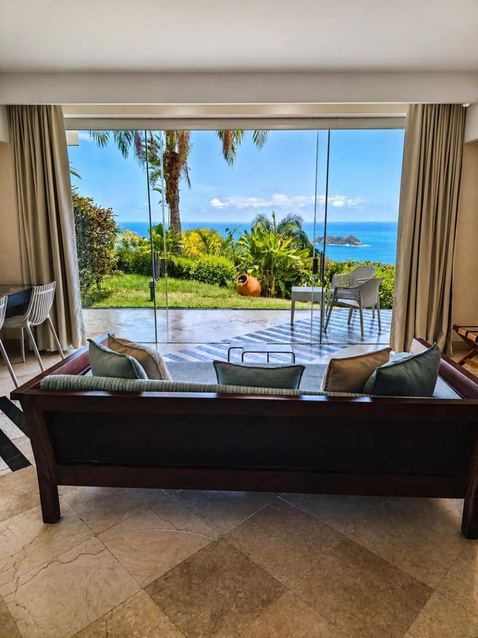 Balcony/Terrace, Sea view, furniture