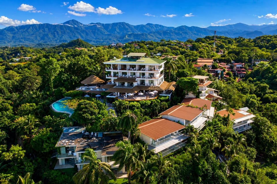 Property building, Natural landscape, Bird's eye view, View (from property/room), Mountain view