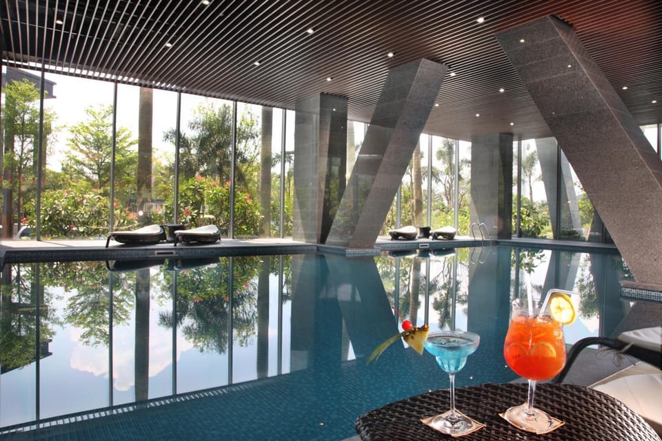 Swimming pool, Swimming pool
