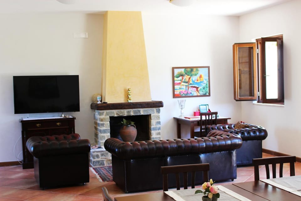 Casale Acquaviva with private pool Villa in Campania